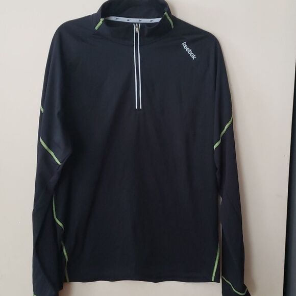 COPY - MENS REEBOK JACKET - Picture 1 of 3